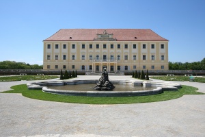 Schloss-Hof Sanierung